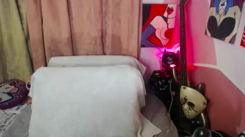 Valeri Cove online show from 11-21-25, 04:11