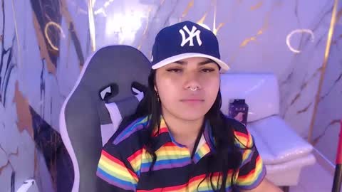 valeri_harpers4 online show from 09-17-25, 12:40