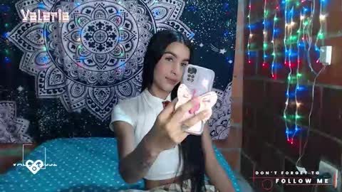 valeria online show from 11-17-25, 12:16