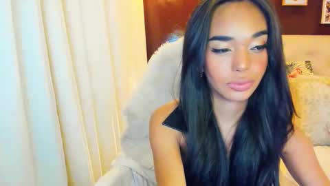 Snapshot of valeriadion chatting on 11-12-25, 03:40 Valeria online show from 11-12-25, 03:40