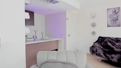 valeriadollks online show from 10-19-25, 05:35