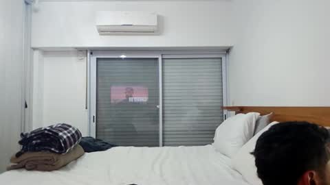 valerialealh online show from 05-18-26, 04:40