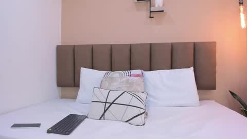 Valeria  online show from 02-14-26, 12:02