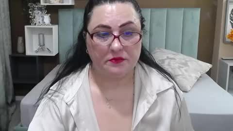 valeriasmiths online show from 06-03-26, 05:54