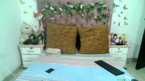 La valerie26 online show from 10-27-25, 02:43