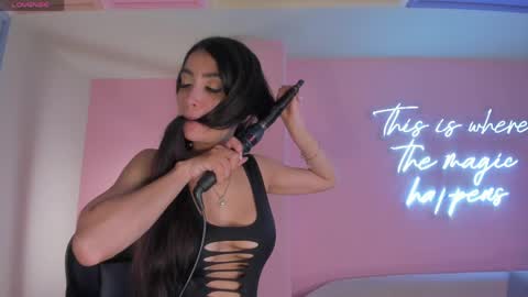Snapshot of valeriavelvet chatting on 06-01-26, 11:56 Vale online show from 06-01-26, 11:56