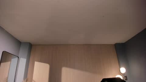 Snapshot of valeriavelvet chatting on 06-26-26, 12:09 Vale online show from 06-26-26, 12:09