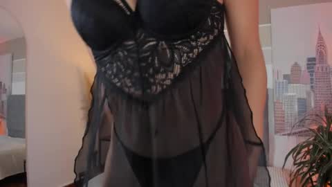 Valeria online show from 12-22-24, 09:09