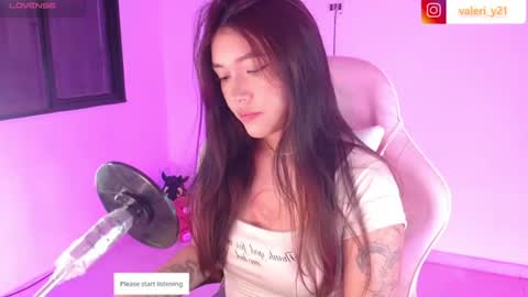 Snapshot of valeribell1 chatting on 08-02-26, 04:55 Valeri online show from 08-02-26, 04:55