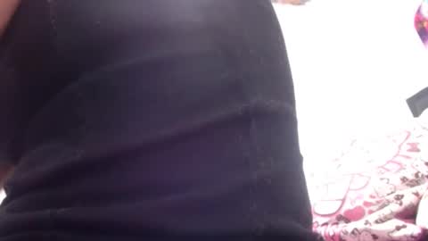 Snapshot of valerie_rousse chatting on 02-11-25, 11:22 valerie_rousse online show from 02-11-25, 11:22