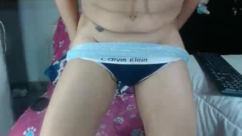 Snapshot of valerie_rousse chatting on 10-24-25, 11:34 valerie_rousse online show from 10-24-25, 11:34