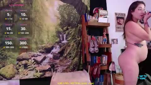 Snapshot of valerie_smile chatting on 06-04-26, 08:37 Valerie online show from 06-04-26, 08:37
