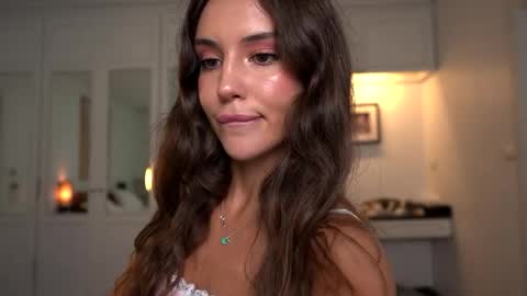 Valerie online show from 05-24-26, 01:32