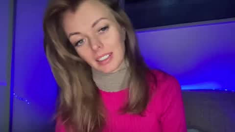 Snapshot of valerieluvsugar chatting on 12-15-24, 09:31 Valerie online show from 12-15-24, 09:31