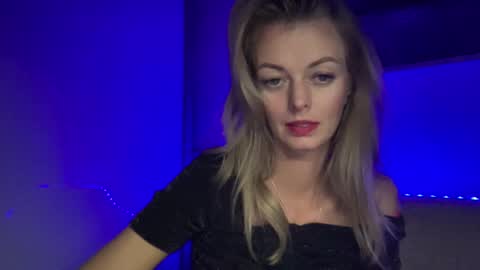 Snapshot of valerieluvsugar chatting on 01-05-25, 09:57 Valerie online show from 01-05-25, 09:57