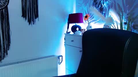 Snapshot of valerieluvsugar chatting on 02-11-25, 09:53 Valerie online show from 02-11-25, 09:53