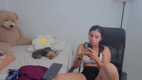 Juli C online show from 10-22-25, 12:44