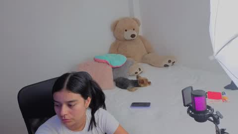 valerihouse_ online show from 05-07-26, 12:38