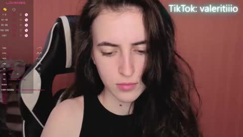 Snapshot of valeritiio chatting on 09-15-25, 03:50 valeritiio online show from 09-15-25, 03:50