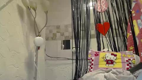 Snapshot of valerivegas chatting on 04-21-26, 12:45 valerivegas online show from 04-21-26, 12:45