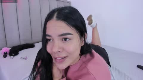 Cris  online show from 02-25-25, 04:46