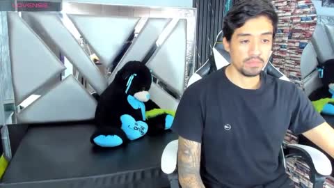 Snapshot of valery_and_dani chatting on 12-19-24, 11:57 valery_and_dani online show from 12-19-24, 11:57