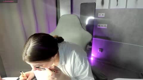 Valery online show from 02-21-26, 01:17