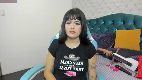 Snapshot of valery_jame chatting on 06-11-26, 08:18 Valery online show from 06-11-26, 08:18