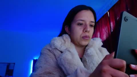 Snapshot of valery_meer_ chatting on 05-21-26, 12:12 Valeria online show from 05-21-26, 12:12