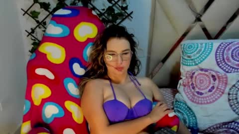 Snapshot of valery_sweet04 chatting on 02-07-25, 05:52 valery_sweet04 online show from 02-07-25, 05:52