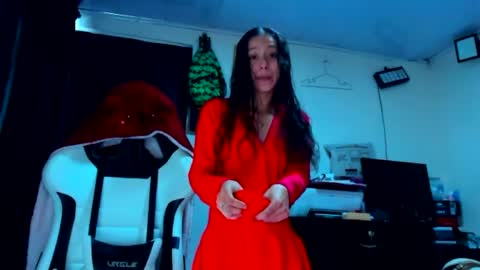 Snapshot of valerybaker1 chatting on 05-02-26, 04:45 B V Naughty online show from 05-02-26, 04:45