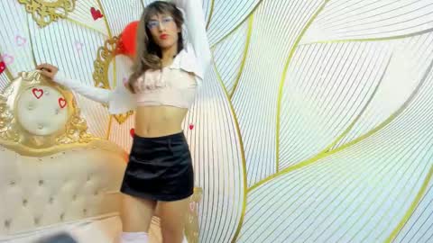 Snapshot of valerybellotti chatting on 02-13-26, 12:45 Valery online show from 02-13-26, 12:45