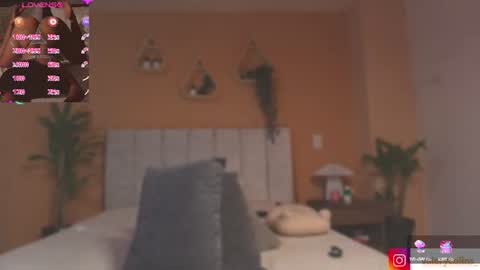 Snapshot of valerycolins chatting on 07-19-26, 01:09 call me Maria online show from 07-19-26, 01:09
