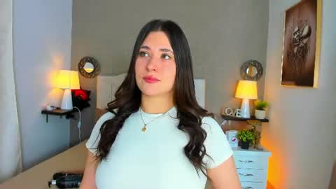 Snapshot of valeryfoxt chatting on 06-12-26, 02:54 valery online show from 06-12-26, 02:54