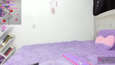 Snapshot of valerymind chatting on 12-14-24, 04:01 Valery Min online show from 12-14-24, 04:01