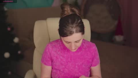 V A L E R Y  M U R online show from 12-21-25, 06:42