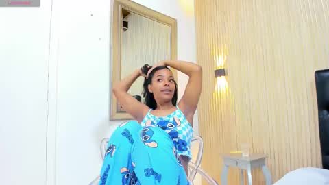 Snapshot of valerynbrown chatting on 04-20-26, 09:27 valery online show from 04-20-26, 09:27