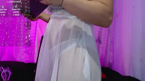 Snapshot of valerysnow_ chatting on 01-30-25, 11:34 Valery online show from 01-30-25, 11:34