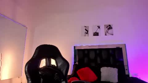 Snapshot of valeryts1 chatting on 07-11-26, 06:10 ValeryTs1 online show from 07-11-26, 06:10
