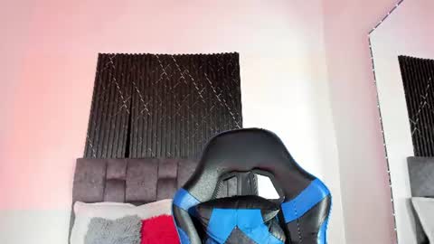 Snapshot of valeryts1 chatting on 07-12-26, 06:21 ValeryTs1 online show from 07-12-26, 06:21