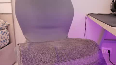 tinyfemboy online show from 07-14-26, 09:53
