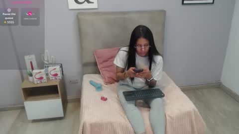 valevicious online show from 11-15-25, 01:51