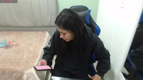 valevicious online show from 03-17-26, 01:36