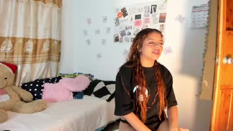 VALIENTE  online show from 01-31-25, 02:37