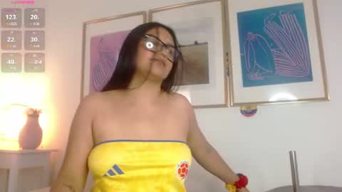 Snapshot of valka_collins chatting on 06-27-26, 07:19 Valka online show from 06-27-26, 07:19
