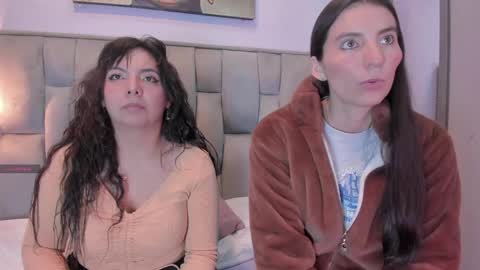 Valkiria and Dione online show from 05-28-26, 01:30