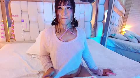 Valkiria moore  online show from 02-07-25, 07:27