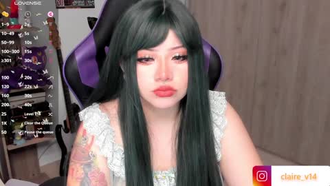Snapshot of valkyrie_claire chatting on 01-06-25, 04:13 Valkyrie claire online show from 01-06-25, 04:13