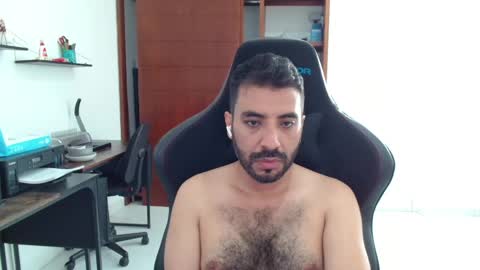 Roberto Carlos online show from 05-17-26, 09:55