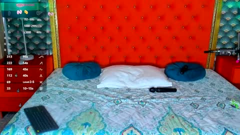 Valerie Val V online show from 04-01-26, 02:25